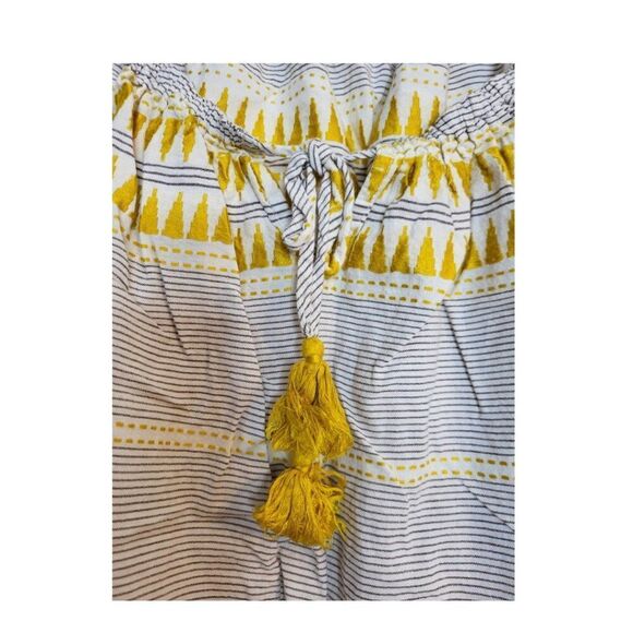 WESTPORT WOMENS DECORATIVE PLUS SIZE BLOUSE    RJ0503W - Picture 3 of 4